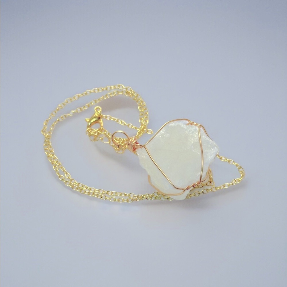 New Raw 20g Clear Quartz Wrapped Crystal Stone Necklace - Repel Negative Energy